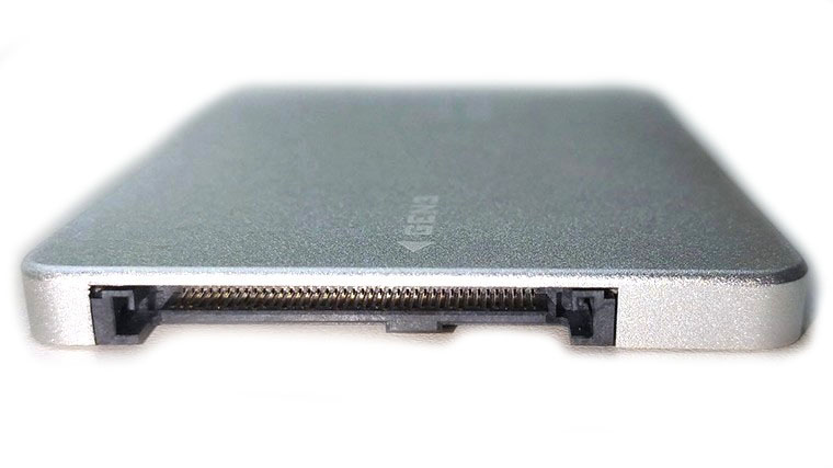 back panel connector of u.2 ssd