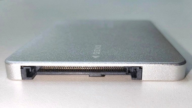 back panel connector of u.2 ssd