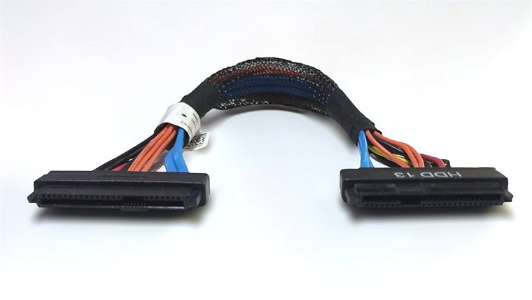 sas data and power multi-colored multi-wire cable