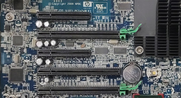 photo of pci express slots on motherboard